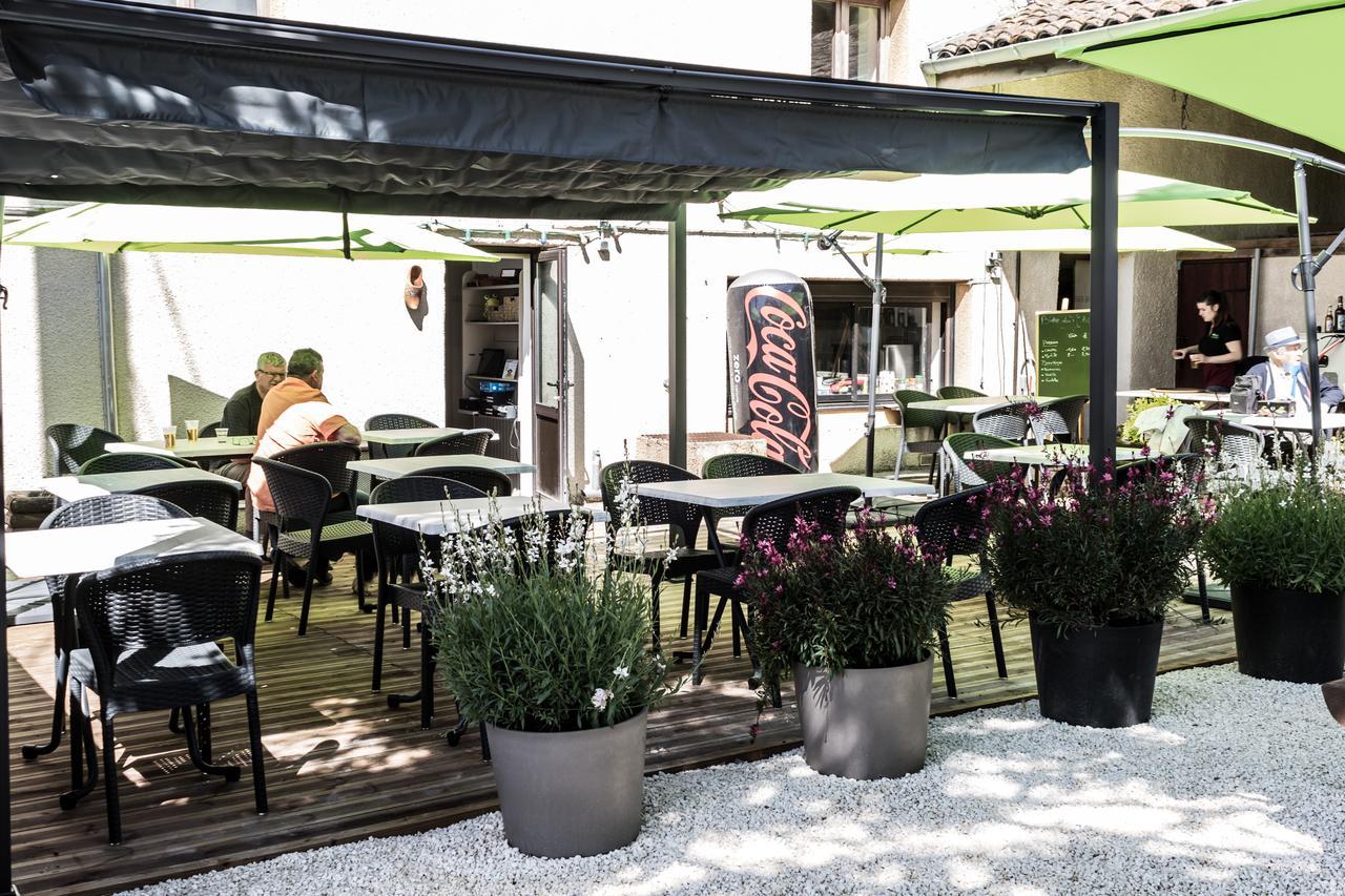 Hotel Saint Pierre Les Sauvages  Ngoại thất bức ảnh